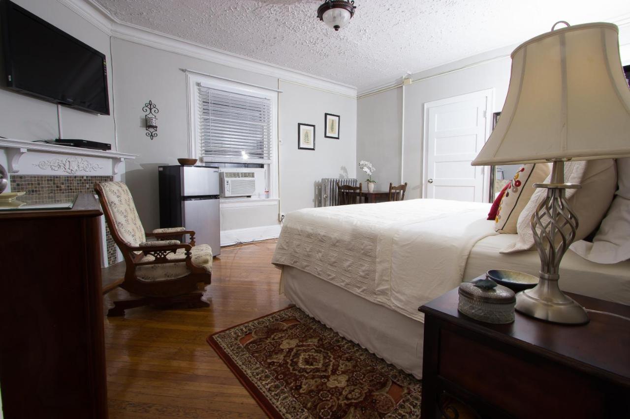 A And Fayebed And Breakfast, Inc, New York Bagian luar foto